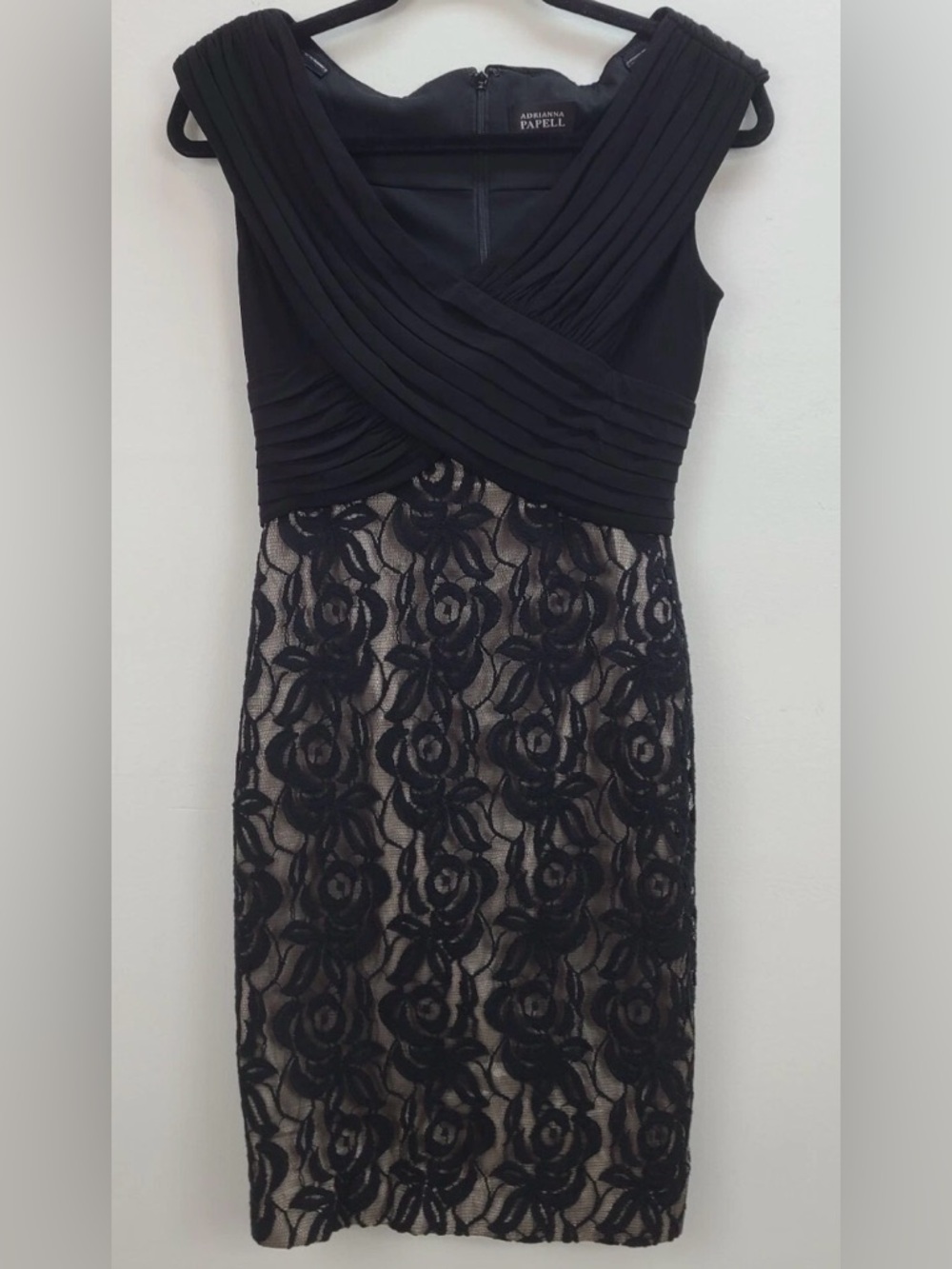 Adrianna Papell Black Lace Sheath Dress Sz 8
